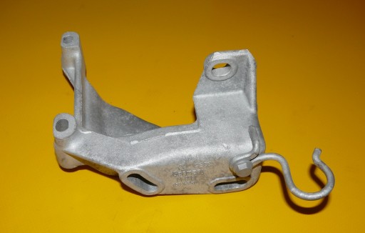 bracket holder holder POMPY of the control AUDI 80 B4 2.0 8V 115KM ABK