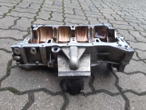 КОРПУС МАСЛЯНОГО ФИЛЬТРА LANCER 1,8 4B10