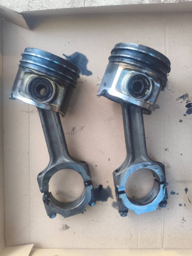 piston with connecting rod Alfa Romeo 156 147 2002 1.9 JTD 8V komplet 4-pieces