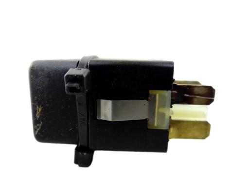 interrupteur feux PRZECIWMGIELNYCH OPEL CORSA B 90 534 861