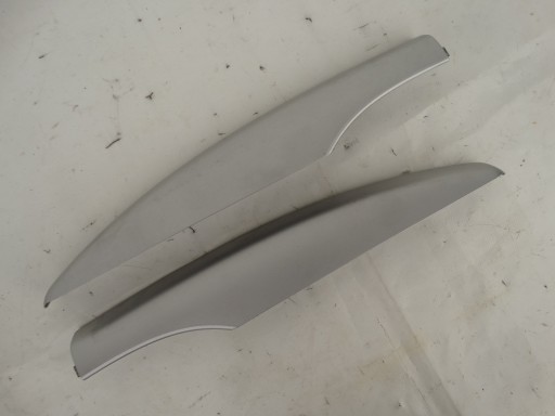 8V41-55IA51-AB - НАКЛАДКА РЕЙЛІНГА ЛІВА ПРАВА ЗАДНЯ FORD KUGA І MK1