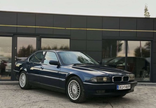 BMW Seria 7 E38 728 i 193KM 1998
