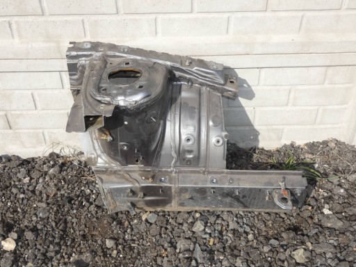 MERCEDES CLA W117 quarter left front