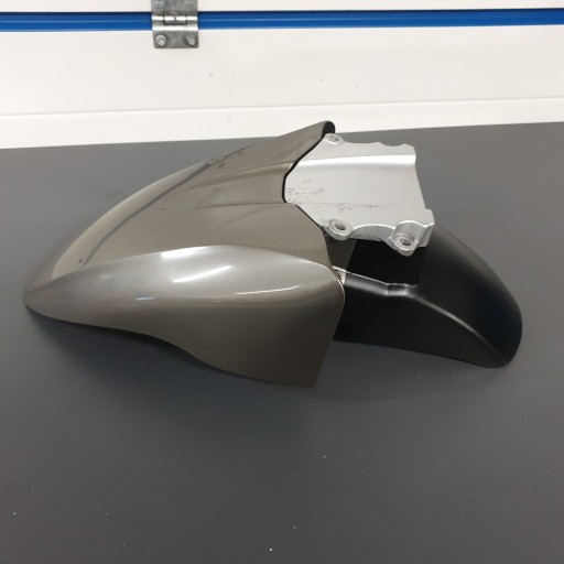 Suzukigsx1100błotnikprzód - Suzuki GSX 1100 F gsxf 1100 переднє крило