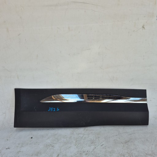 MERCEDES GLA II H247 19- moulding door right rear part rear
