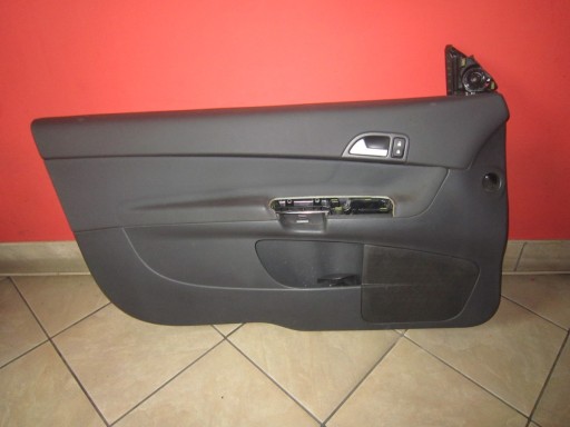 VOLVO C30 обивка бекон двери слева