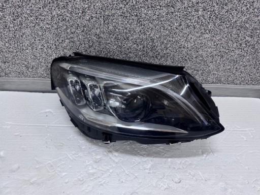 light right Mercedes C Klasa W205 LIFT Multibeam Led Full Led