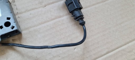 S3 8Y A3 LIFT lock left right bonnets POKRYWY of the engine 8Y0823509A