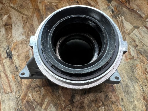 BMW F31 F30 X-DRIVE B47 2.0d strebe Getriebehalter Gehäuse Antriebswelle 8655736