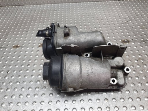Ölfiltergehäuse 30677920 VOLVO XC60 und S80 II XC90 und V70 III 2.4 D5