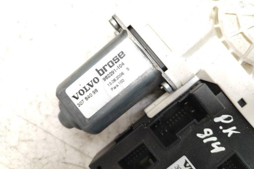 Электродвигатель стекла передней левой двери volvo c70 ii cabrio 30784098 2.52l