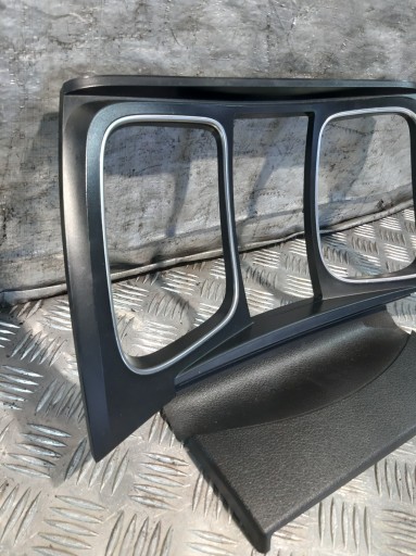 RÁM kryt budíku MERCEDES ACTROS MP4 9606806407