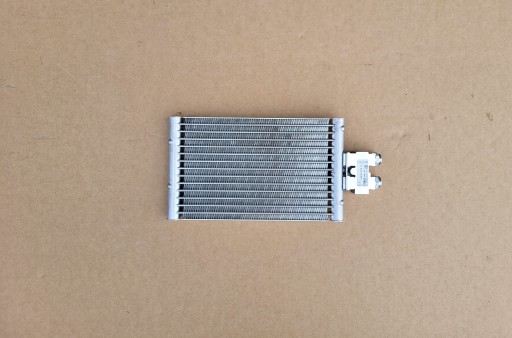 MERCEDES SPRINTER W907 МАСЛЯНЫЙ ОХЛАДИТЕЛЬ A2115001700