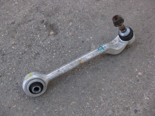 BMW E87 2.0D 08R rameno pravý předek 6763700