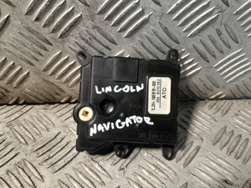 1L2H-19E616-BB - LINCOLN NAVIGATOR МОТОР ДВЕРІ ОБІГРІВАЧА