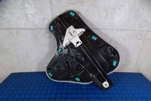 Volkswagen Golf VIII KOMBI Mécanisme Vitres Droite Arrière 5H0839402F