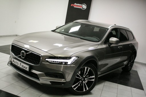 Volvo V90 II Cross Country 2.0 T5 250KM 2020