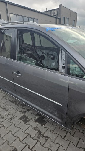 VW TOURAN and door right front complete LIFT colour LD7R