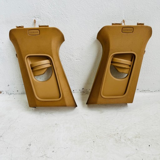 97055542700 97055542800 - КРИШКА РЕМЕНЯ СЕРЕДНЬОЇ СТІЙКИ L + P PANAMERA 970