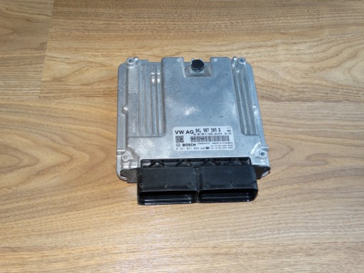 0281031066 - Комп'ютер контролер двигуна audi vw seat skoda 04l907309r