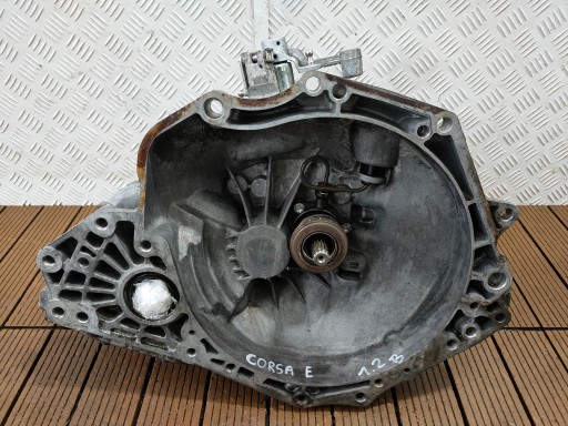 OPEL CORSA E 14-19 1.2 16V gearbox, manual B68S394 68tys warrenty