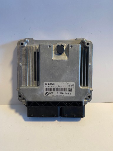 Компьютер управления двигателем bmw 3 gt f34 8576344