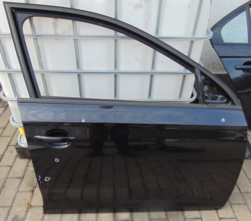 Праві передні двері skoda rapid europa lf9r