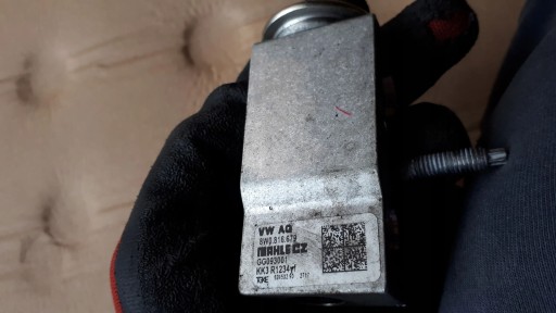 S4 B9 A4 8W ventil ROZPREZNY klimatizacije 8W0816679