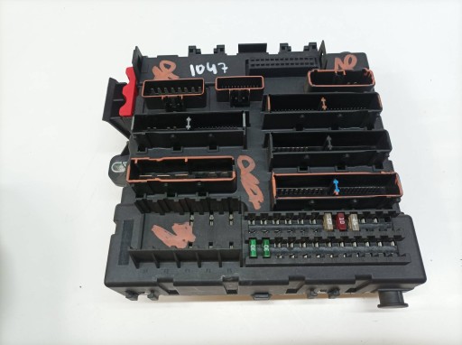 compartment of fuses 13189925 2.0 B 175KM Opel Vectra III (2002-2008) C