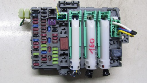 043/160 - HONDA CR-V IV 2.2 БЛОК ПРЕДОХРАНИТЕЛЕЙ 12-