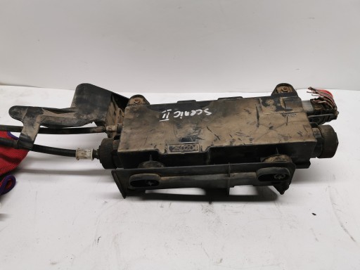 ЭЛЕКТРИЧЕСКИЙ РУЧНОЙ ТОРМОЗ RENAULT SCENIC II 8200396849 ALL/4