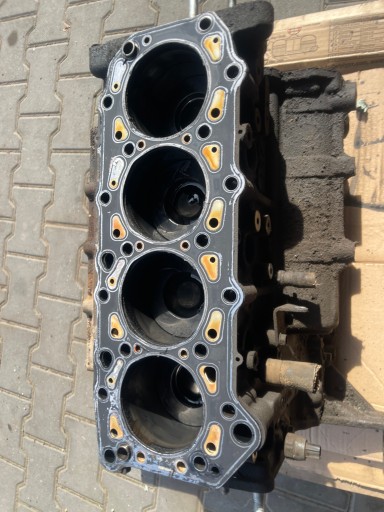 БЛОК ДВИГУНА ВАЛ ВНИЗ MAXITY CABSTAR ATLEON 3.0