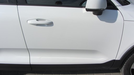 VOLVO XC40 XC 40 BIALE door right front complete right front colour 614