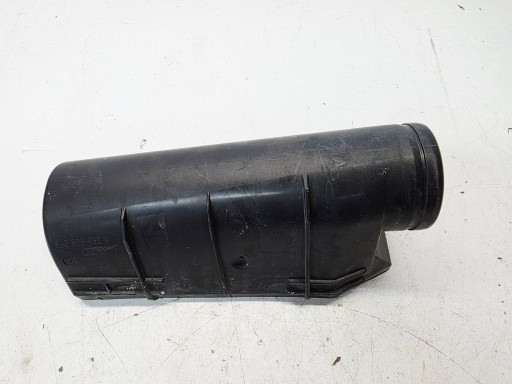 intake air hose Z supports of the front AUDI Q3 8U 8U0805962A