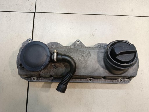 КРЫШКА КЛАПАНА GOLF IV 1.9 TDI 038103469