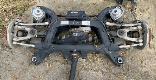 Задняя подвеска bmw x5 f15 x6 f16 в сборе с мостовым тормозным механизмом 3.38