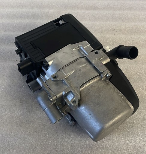 8B3265105F - Стояночный обогреватель webasto audi 8b3265081h