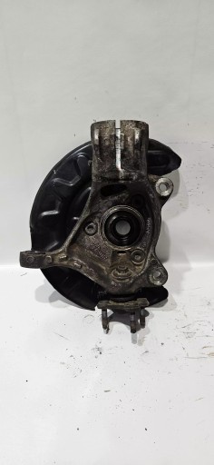 otoč čepu levý předek VW PASSAT B8 14-22