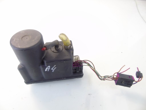 Насос центрального замка AUDI A4 B5 4a0862257a
