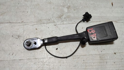 klamra Armature Gauche Avant Opel Astra K