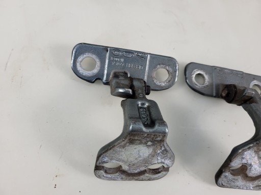 hinges door right front 1BC LRC943 Range Rover EVOQUE L538 LIFT