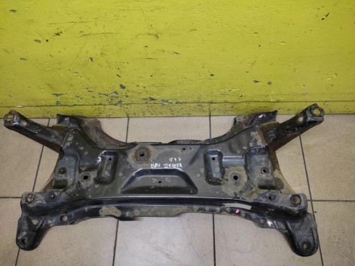 TOYOTA YARIS II 1.4 D axle beam axle beam subframe