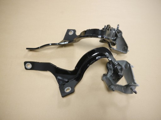 AUDI A6 C8 петлі заслінки задні 4k9827300a 4k9827299a