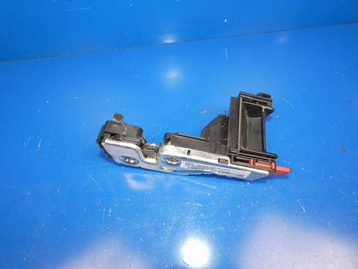 VOLVO XC60 and lock ZATRZASK OPARCIA KANAPY central rear part