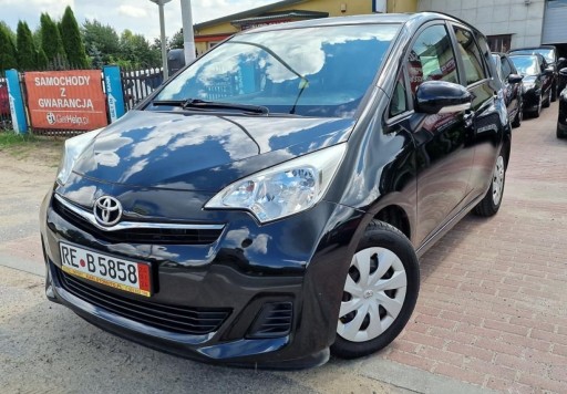 Toyota Verso-S 1.33 Dual VVT-i 99KM 2013