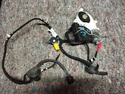 8P0955557 - Audi a3 8p лифт 08- установка электродвигателя стеклоподъемника левой передней двери 8p0959801k