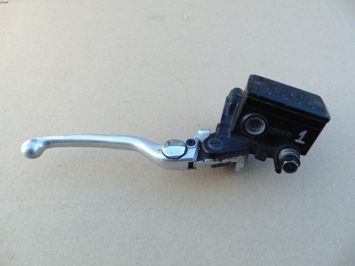 YAMAHA FJR 1300 06-12 ГАЛЬМІВНИЙ НАСОС ПЕРЕДНЯ ДВЕРНА РУЧКА