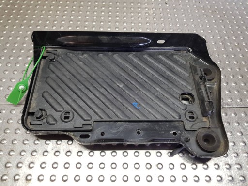 držač držač akumulatora A2465460078 MERCEDES W176 W246