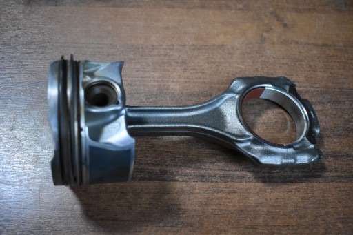Kolbe pleuelstange pleuel KPL. N63B44D 5.0iX BMW G05 G06 G11 G12 G15 G16 G30 1