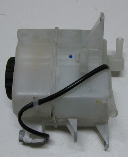 TOYOTA RAV4 IV 17R hybrid brake reservoir